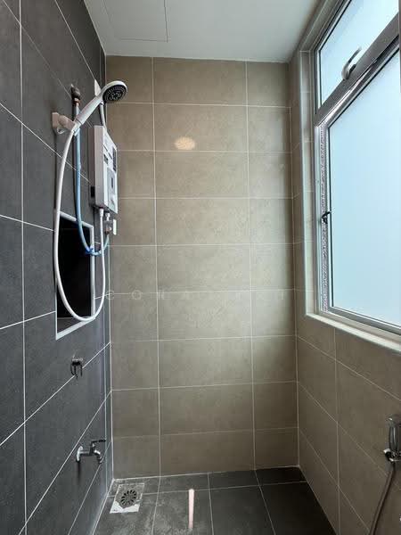 Kediaman Servis untuk Disewa di D'Lagoon - Cora Loh - Bathroom - PropertyGuru.com.my
