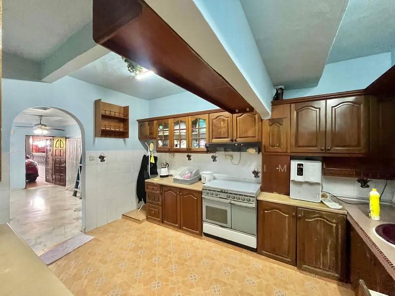 2-storey Terraced House for Sale in Cheras (Selangor) - Azli Ibrahim - Kitchen - PropertyGuru.com.my