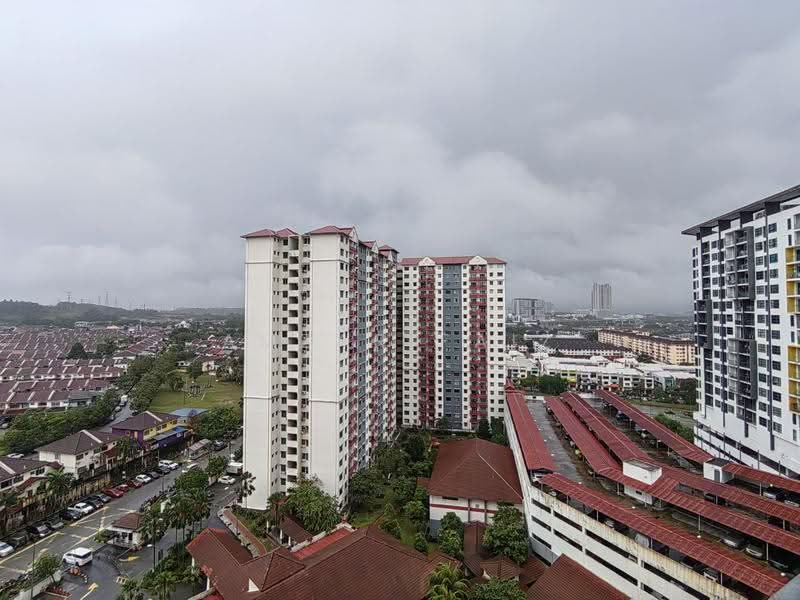 Apartment for Sale at Vista Pinggiran Apartment - Amzar Faiz - PropertyGuru.com.my