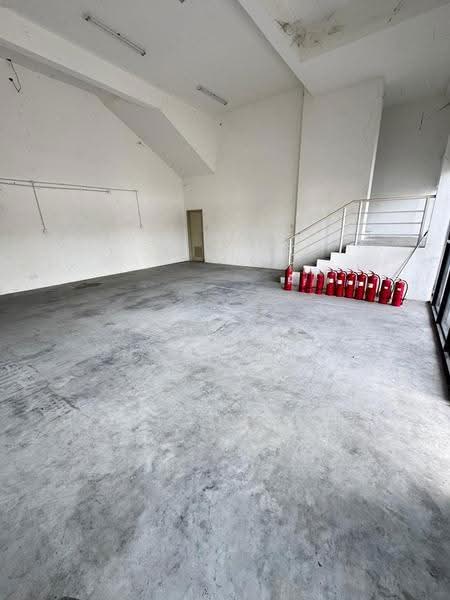 Cluster Factory for Rent in Taman Perindustrian Cemerlang (Ulu Tiram) - Carson . - Interior - PropertyGuru.com.my