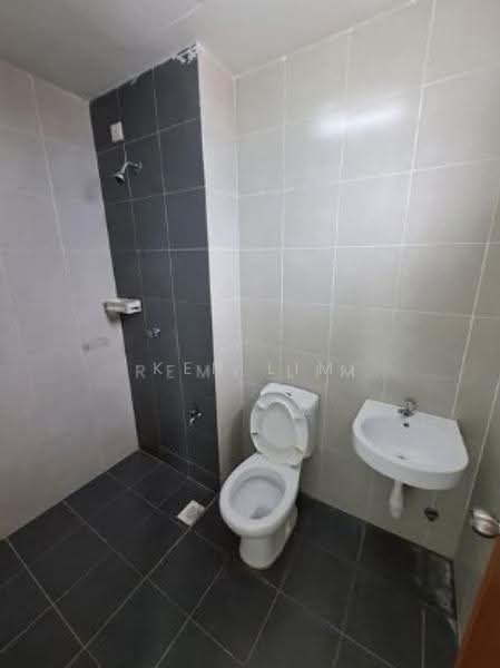 Service Residence for Rent at Ascotte Boulevard - Ken Lim - Bathroom - PropertyGuru.com.my