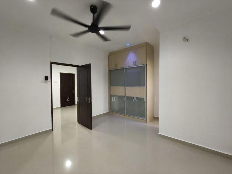2-storey Terraced House for Sale in Taman Puncak Jalil (Seri Kembangan) - Azli Ibrahim - Interior - PropertyGuru.com.my