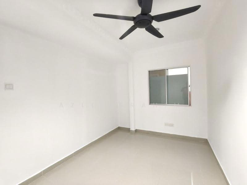 2-storey Terraced House for Sale in Taman Puncak Jalil (Seri Kembangan) - Azli Ibrahim - Interior - PropertyGuru.com.my