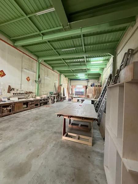 Terrace Factory for Sale in Kawasan Perindustrian Mount Austin (Tebrau) - Chang Wan Chin - Interior - PropertyGuru.com.my