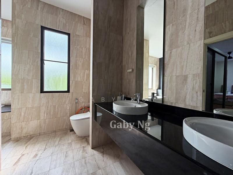Semi-Detached House for Sale in Jade Hills (Kajang) - Gaby Ng - Bathroom - PropertyGuru.com.my