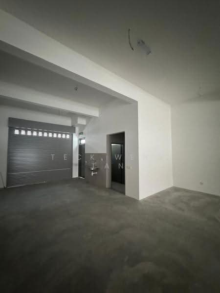 Shop / Office for Rent in Bandar Rimbayu (Telok Panglima Garang) - Teck Weng Tan - Interior - PropertyGuru.com.my