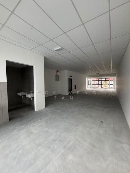 Shop / Office for Rent in Bandar Rimbayu (Telok Panglima Garang) - Teck Weng Tan - Interior - PropertyGuru.com.my