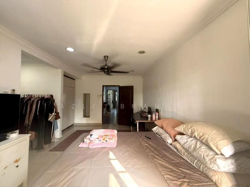2-storey Terraced House for Sale in Bandar Bukit Puchong (Puchong) - Azli Ibrahim - Bedroom - PropertyGuru.com.my