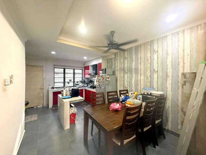 2-storey Terraced House for Sale in Bandar Bukit Puchong (Puchong) - Azli Ibrahim - Kitchen - PropertyGuru.com.my