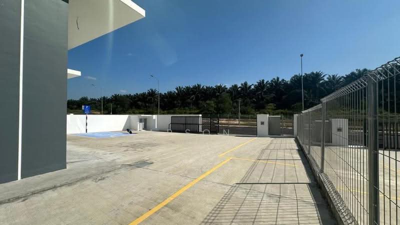 Cluster Factory for Rent in Ulu Tiram (Johor) - Carson . - Exterior - PropertyGuru.com.my