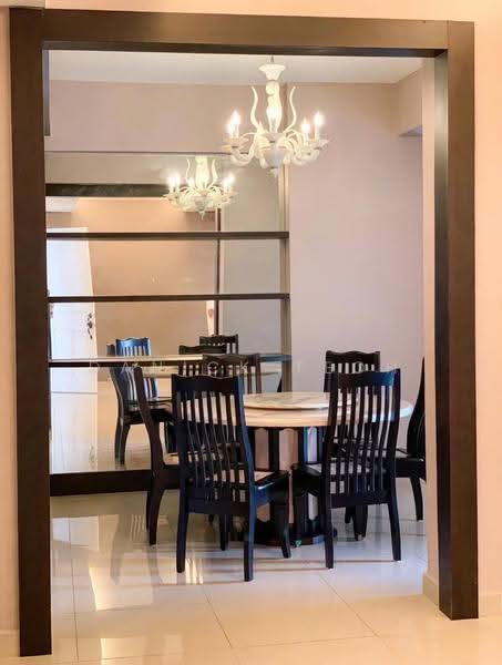 Kondominium untuk Dijual di The Waterfront Condominium - Danick Teoh - Dining Room - PropertyGuru.com.my
