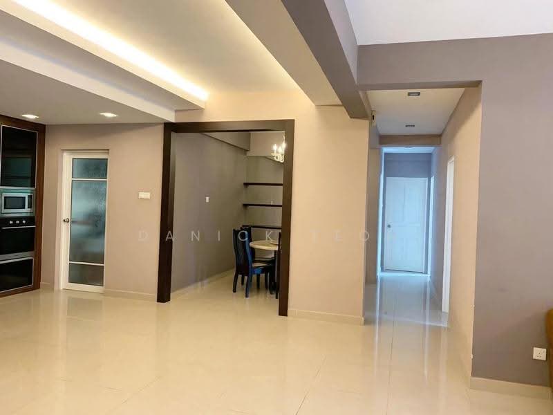 Kondominium untuk Dijual di The Waterfront Condominium - Danick Teoh - Dining Room - PropertyGuru.com.my