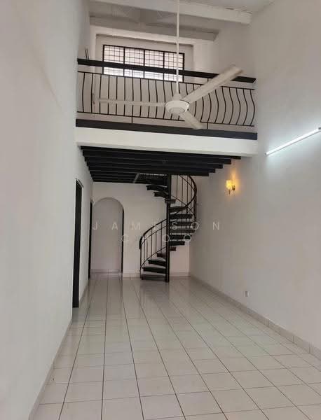 1.5-storey Terraced House for Sale in Taman Molek (Johor Bahru) - Jameson Choo - Interior - PropertyGuru.com.my