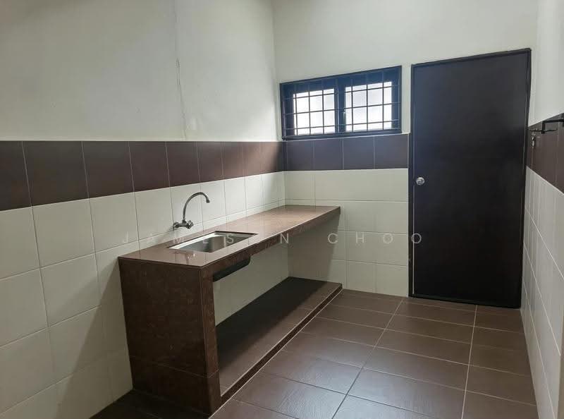 1.5-storey Terraced House for Sale in Taman Molek (Johor Bahru) - Jameson Choo - Interior - PropertyGuru.com.my