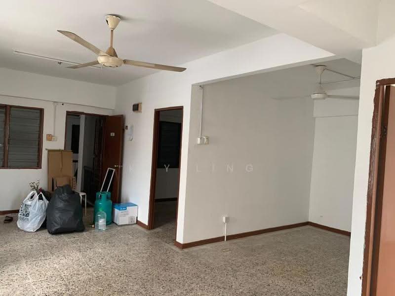 Apartment for Sale at Pangsapuri Damai - Key Ling - Living Room - PropertyGuru.com.my