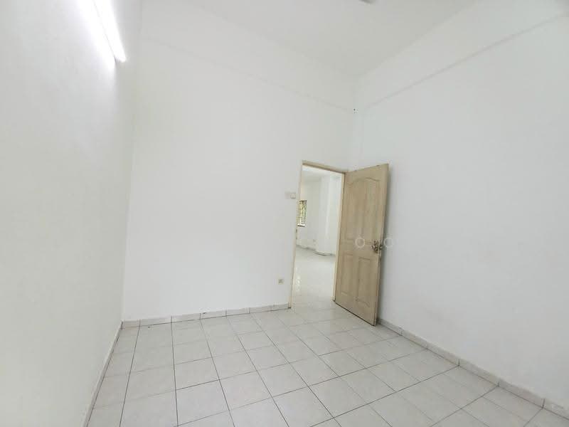Rumah Teres 2-Tingkat untuk Disewa di Batu Maung (Penang) - Elvin Choo - Interior - PropertyGuru.com.my