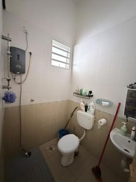 1-storey Terraced House for Sale in Taman Impian Murni (Bukit Mertajam) - Elvin Choo - Bathroom - PropertyGuru.com.my
