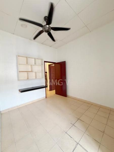 2-storey Terraced House for Sale in Bandar Parklands (Klang) - Vivian Koh - Interior - PropertyGuru.com.my