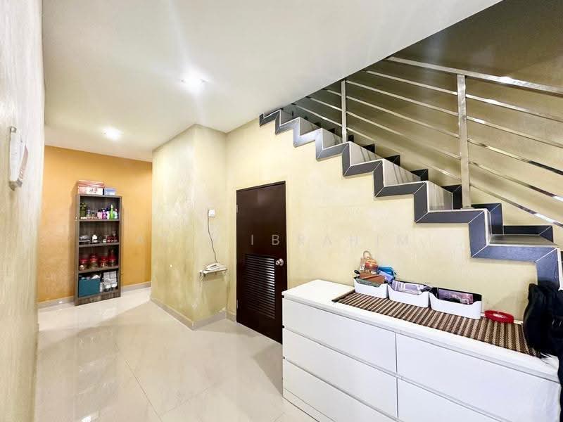 1.5-storey Terraced House for Sale in Taman Permata (Ulu Kelang) - Azli Ibrahim - Interior - PropertyGuru.com.my