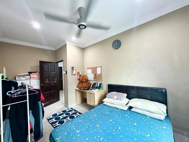 1.5-storey Terraced House for Sale in Taman Permata (Ulu Kelang) - Azli Ibrahim - Bedroom - PropertyGuru.com.my