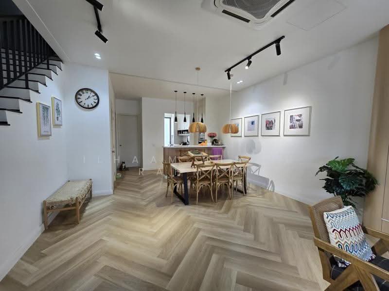 2-storey Terraced House for Sale in Eco Majestic (Semenyih) - ILHAAM BIN AB RAHMAN - Dining Area - PropertyGuru.com.my