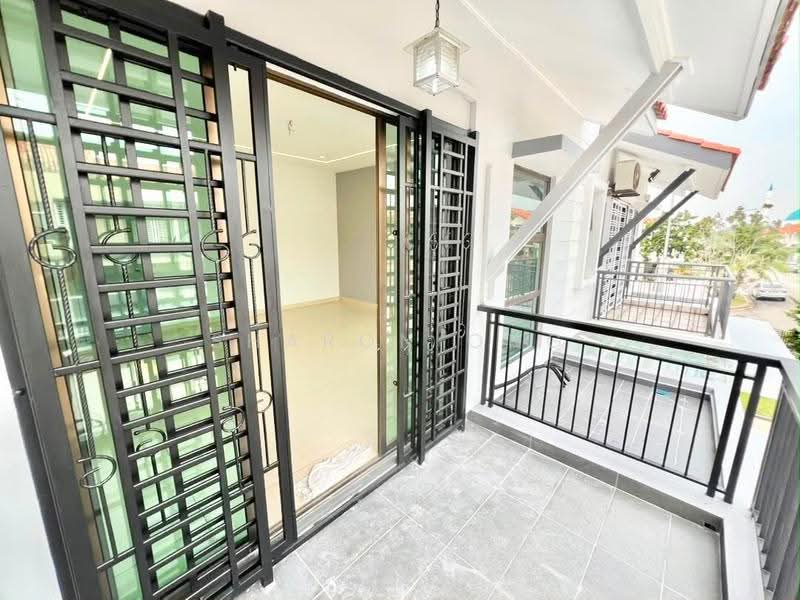 Rumah Teres 2-Tingkat untuk Dijual di Johor Bahru (Johor) - Sharon Ong - Balcony - PropertyGuru.com.my