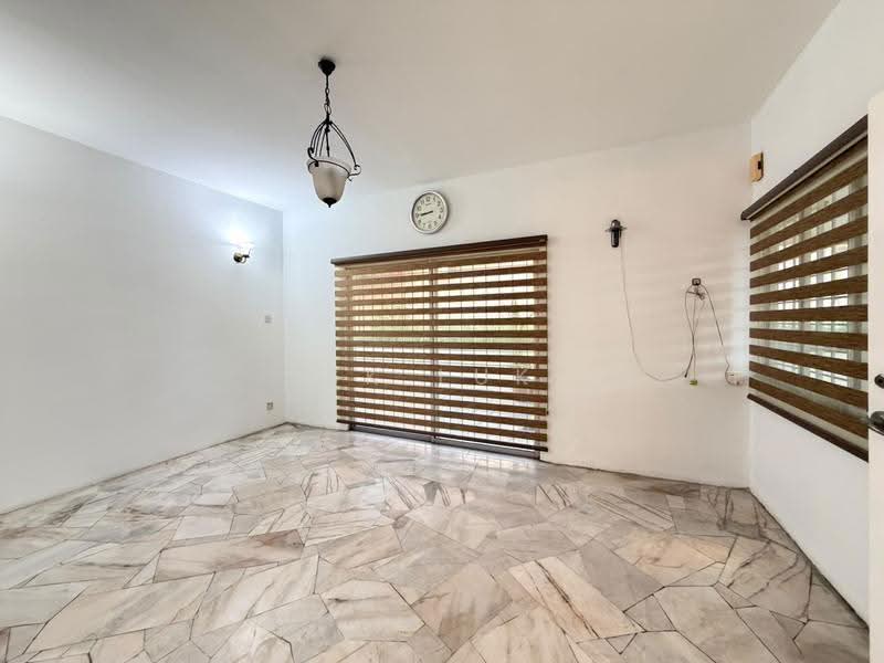 Bungalow House for Sale in Taman Sri Hijau (Rawang) - SK Luk - Interior - PropertyGuru.com.my