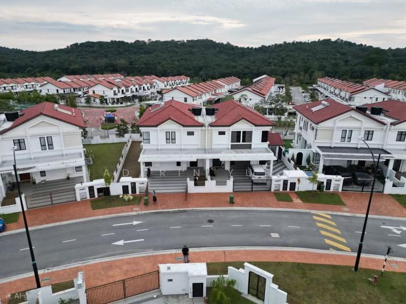 Semi-Detached House for Sale in Alam Sari (Bangi) - HADZRIN YUSOF - Exterior - PropertyGuru.com.my