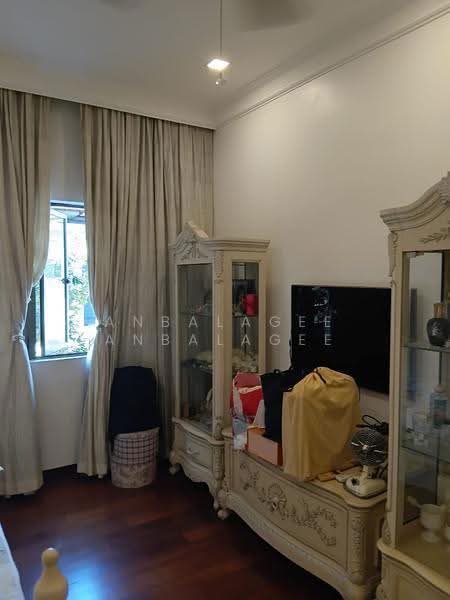 Bungalow House for Sale in Country Heights (Kajang) - Anbalagee Anbalagee - Living Room - PropertyGuru.com.my