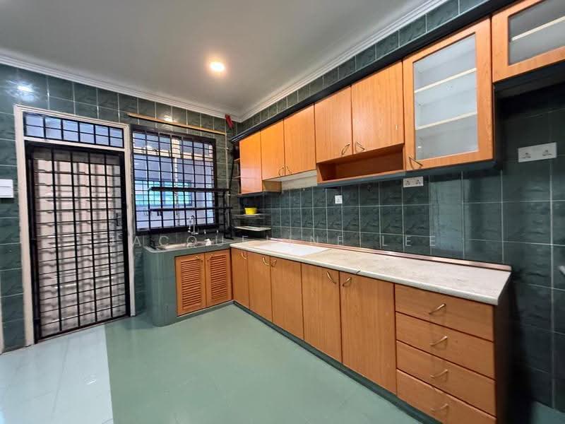 Rumah Teres 1-Tingkat untuk Disewa di Bandar Baru Permas Jaya (Permas Jaya) - Jacqueline Lee - Kitchen - PropertyGuru.com.my