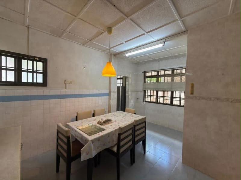 Rumah Berkembar untuk Dijual di Taman Sentosa (Johor Bahru) - JAN AU - Dining Room - PropertyGuru.com.my