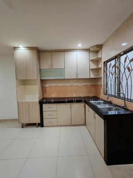 2-storey Terraced House for Rent in Setia Alam (Selangor) - Veni Foo Yoke Fuang - Kitchen - PropertyGuru.com.my