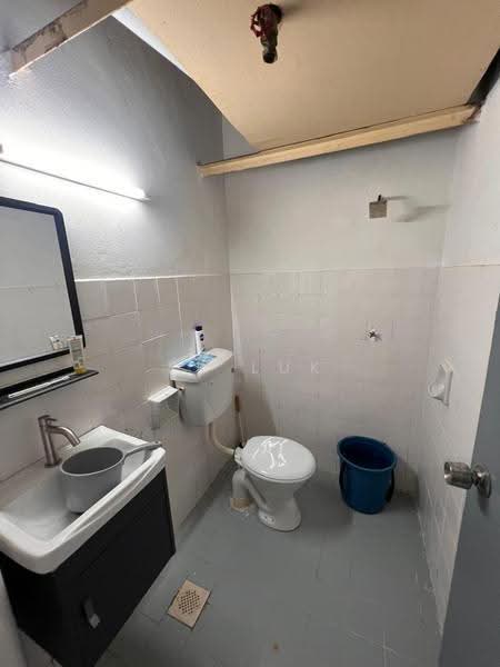 Apartment for Sale at Rajawali Apartment - SK Luk - Bathroom - PropertyGuru.com.my