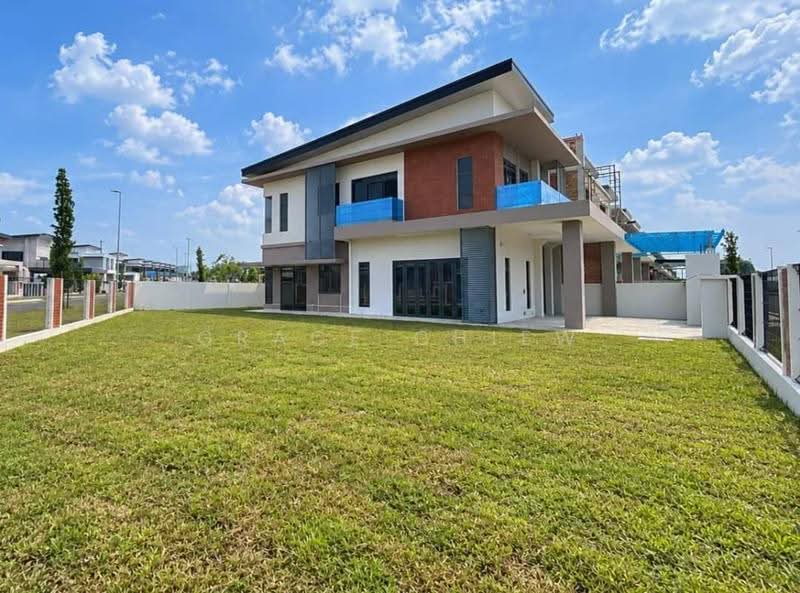 Semi-Detached House for Sale in Johor Bahru (Johor) - Grace Chiew - Exterior - PropertyGuru.com.my