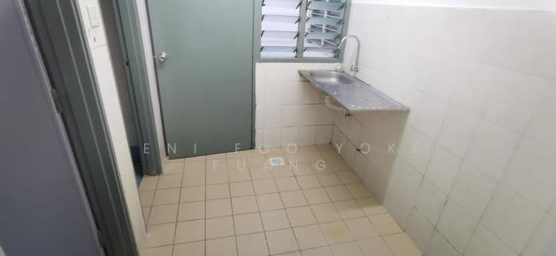 Rumah Flat untuk Disewa di Seroja - Veni Foo Yoke Fuang - Kitchen - PropertyGuru.com.my