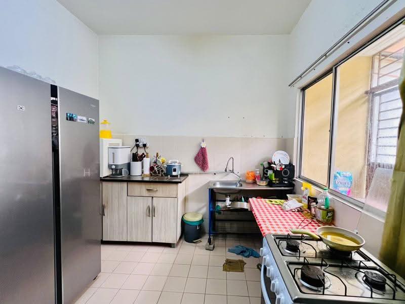 Rumah Teres 2-Tingkat untuk Dijual di Alam Suria (Puncak Alam) - HADZRIN YUSOF - Kitchen - PropertyGuru.com.my