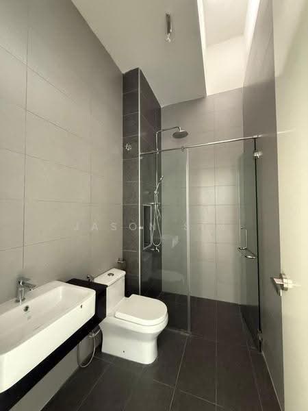 2-storey Terraced House for Sale in Bandar Seri Alam (Masai) - Jason Sim - Bathroom - PropertyGuru.com.my