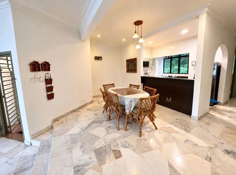 Pangsapuri untuk Dijual di Sri Kenangan - Azli Ibrahim - Dining Room - PropertyGuru.com.my