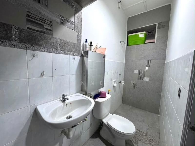 Pangsapuri untuk Dijual di Sri Awana Townhouse - Yvonne Lim - Bathroom - PropertyGuru.com.my