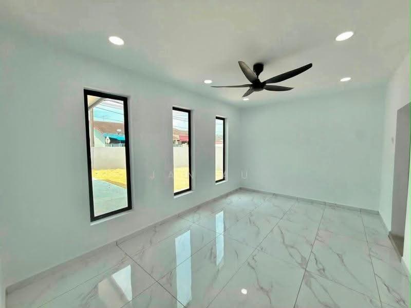 1-storey Terraced House for Sale in Taman Puteri Wangsa (Ulu Tiram) - JAN AU - Living Room - PropertyGuru.com.my