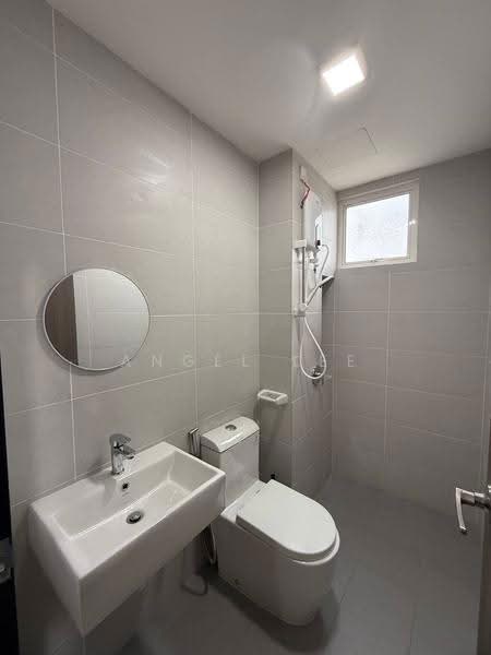 Service Residence for Rent at TRELLIS RESIDENCES - Angel Lee - Bathroom - PropertyGuru.com.my