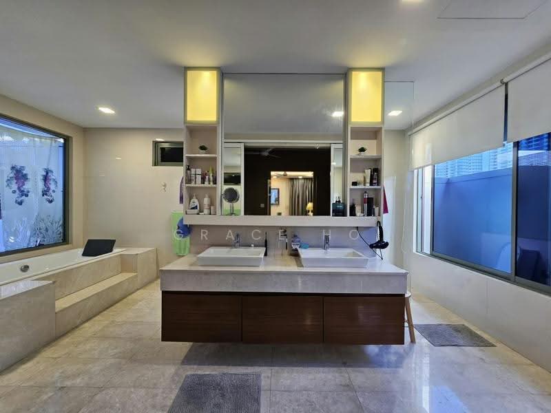 Semi-Detached House for Sale in Taman Seri Bukit Segambut (Batu) - Grace Ho - Bathroom - PropertyGuru.com.my