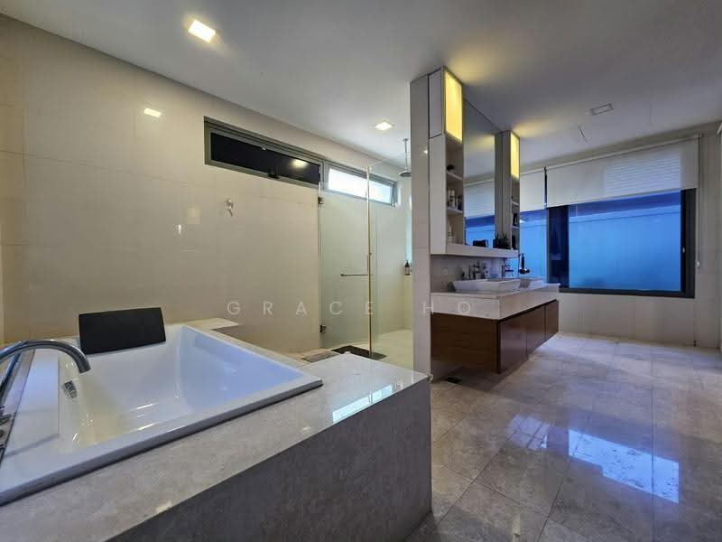 Semi-Detached House for Sale in Taman Seri Bukit Segambut (Batu) - Grace Ho - Bathroom - PropertyGuru.com.my