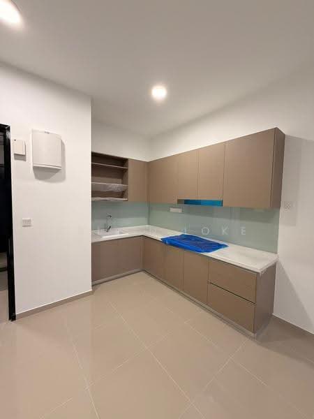 Kediaman Servis untuk Disewa di 2Rio Residence @ Bandar Puteri Puchong - Calvin Loke - Kitchen - PropertyGuru.com.my
