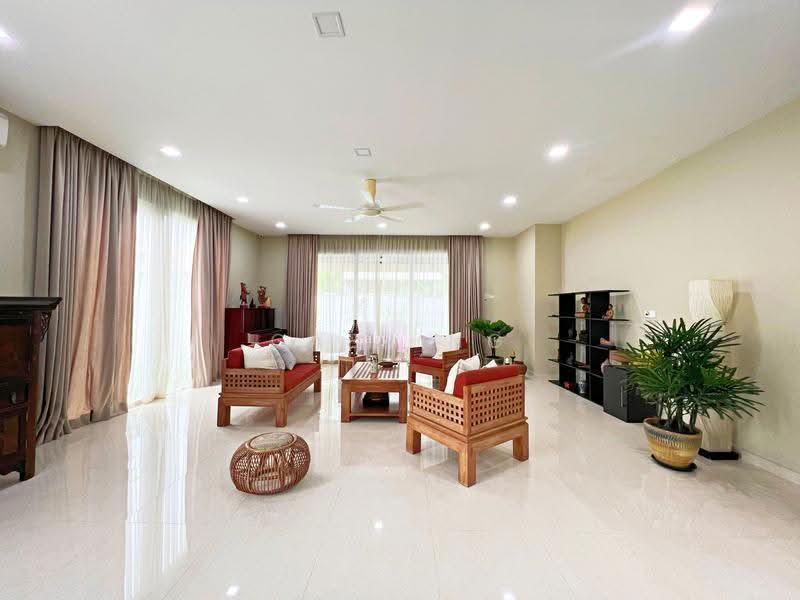 Bungalow House for Sale in Taman Tun Dr Ismail (Kuala Lumpur) - Gaby Ng - Living Room - PropertyGuru.com.my