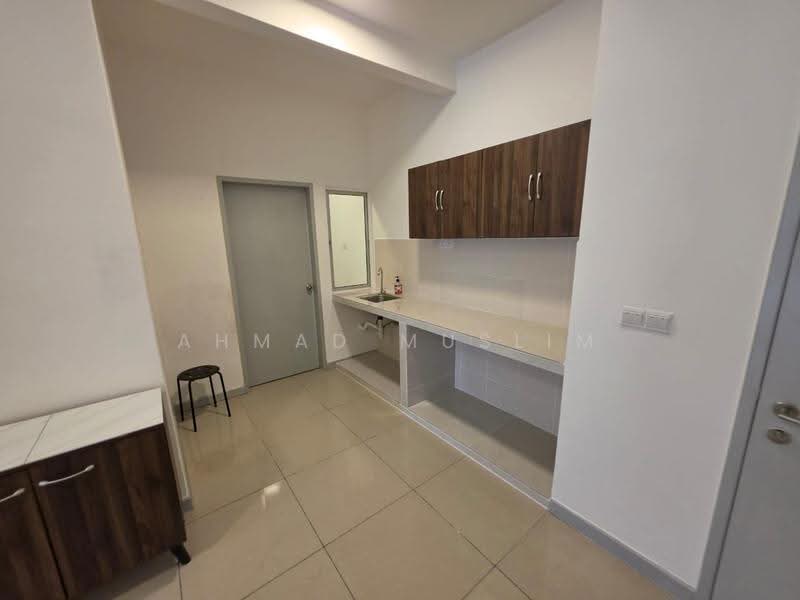 Service Residence for Rent at Savanna Executive Suite @ Southville City - Ahmad Muslim - Kitchen - PropertyGuru.com.my