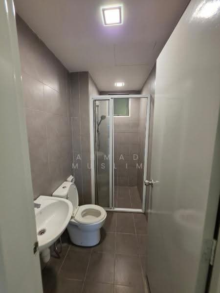 Service Residence for Rent at Savanna Executive Suite @ Southville City - Ahmad Muslim - Bathroom - PropertyGuru.com.my