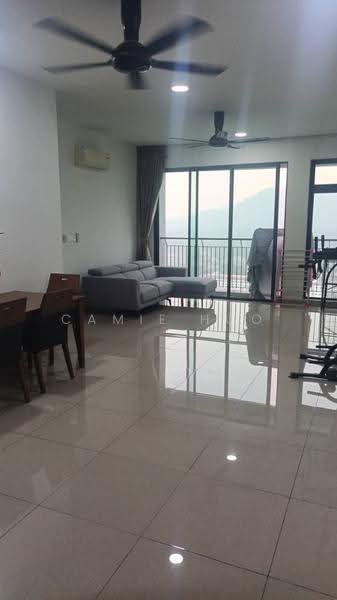 Kondominium untuk Disewa di The Henge - Camie Hoo - Living Room - PropertyGuru.com.my