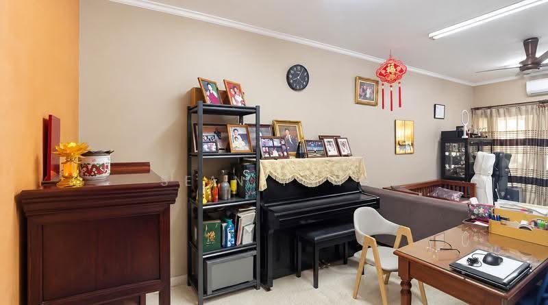 1-storey Terraced House for Sale in Taman Ehsan (Kepong) - Sean Yong - Living Room - PropertyGuru.com.my