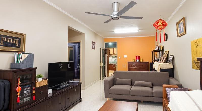 1-storey Terraced House for Sale in Taman Ehsan (Kepong) - Sean Yong - Living Room - PropertyGuru.com.my